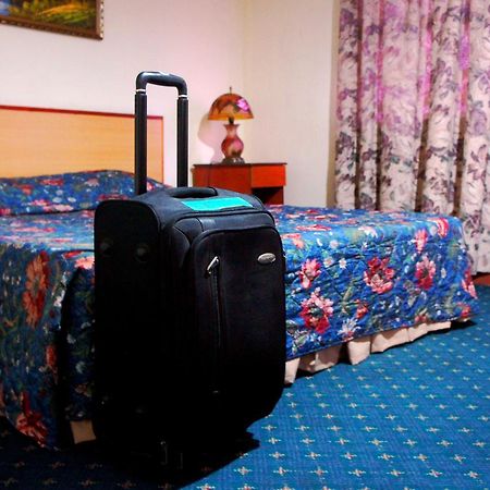 Le Grand Penthouse Guyana Hotel จอร์จทาวน์ ภายนอก รูปภาพ